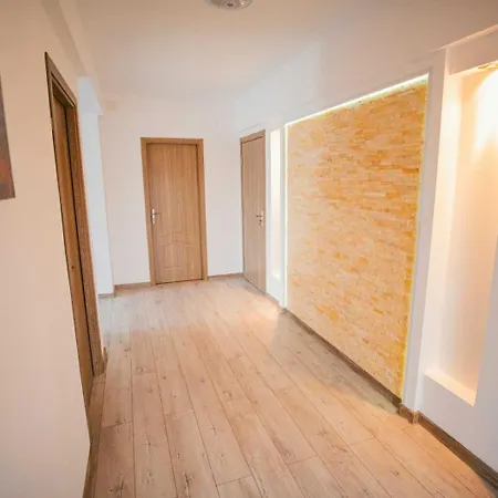 Holidayhouse-navodari Tatil Evi